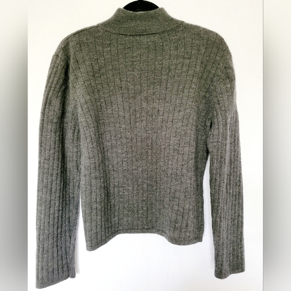 Amber Stone Women's 100% Pure Merino Wool Cropped Sweater Ribbed Gray Large - Picture 8 of 16
